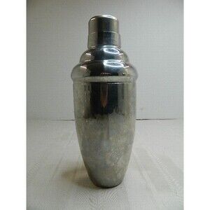 ONEIDA Stainless 18/8 Beverage/Cocktail Shaker 3 Piece 8.5" Tall
